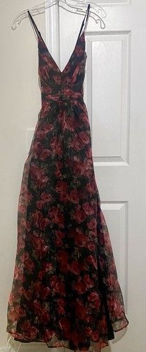 Nwt lulus simply - divine, black